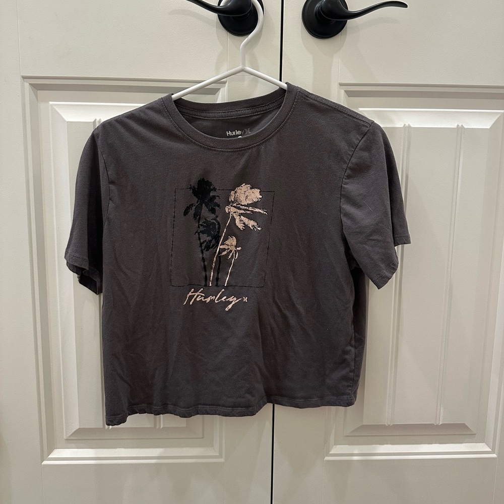 Women’s Hurley tee